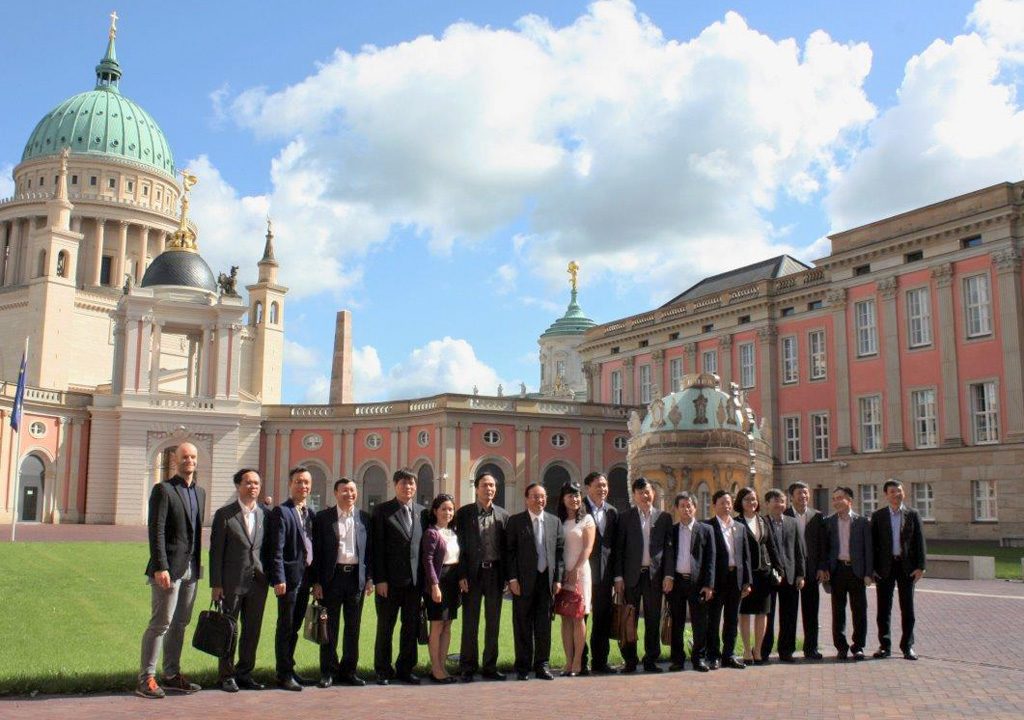 Photograph: Delegation from Vietnam