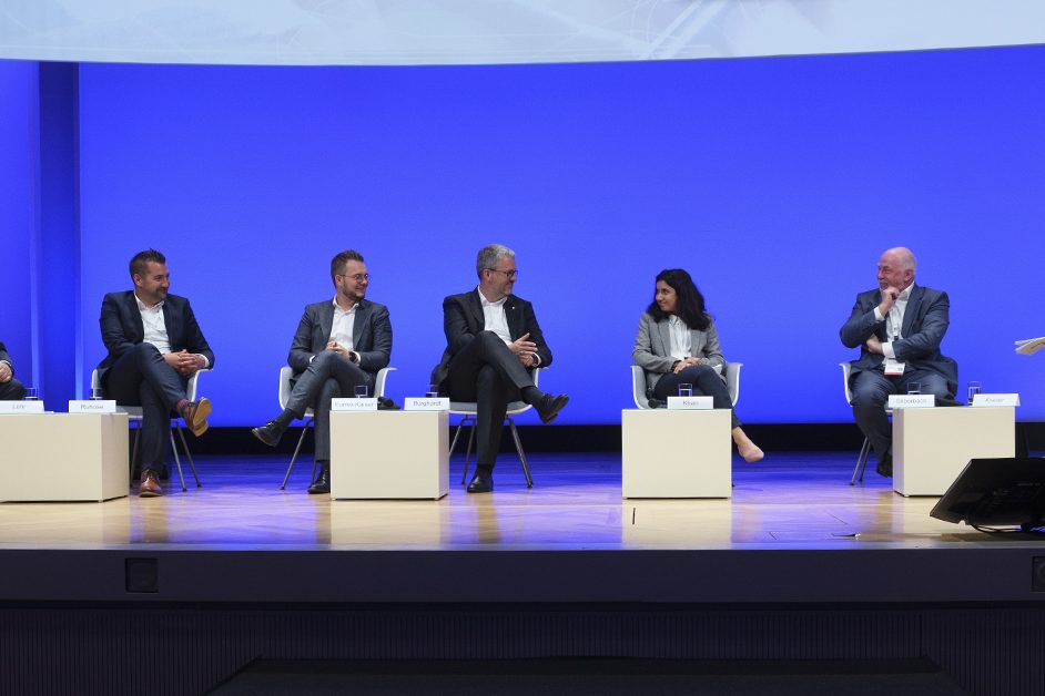 Foto: Podiumsdiskussion auf