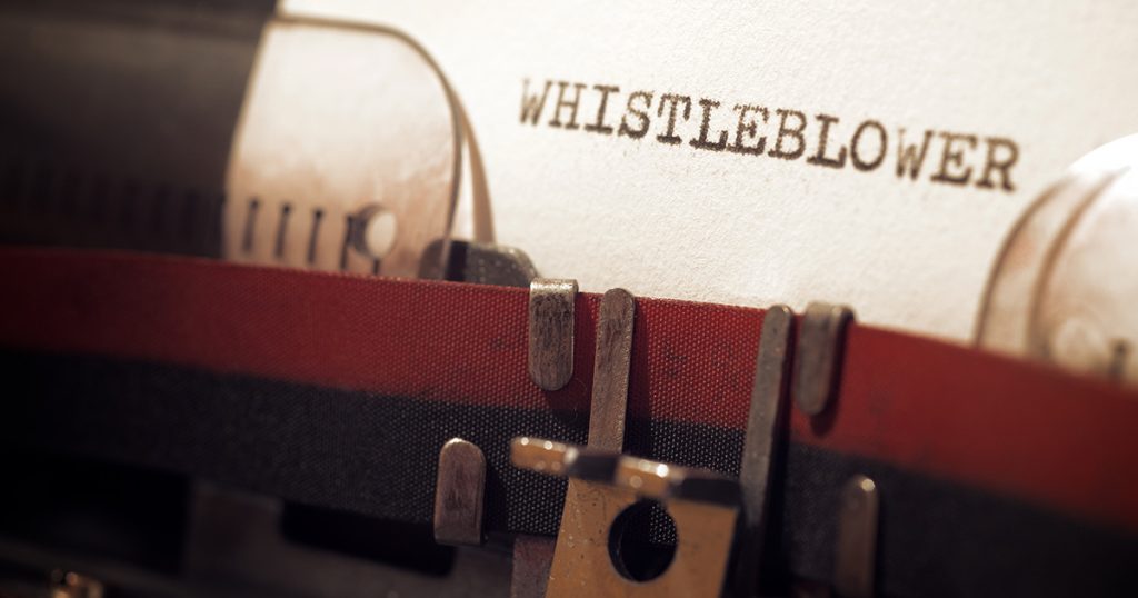 Foto: Whistleblower, auf alter Schreibmaschine geschrieben