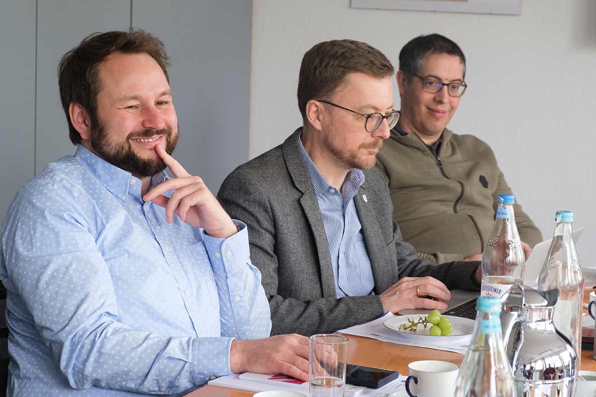 Foto: Dr. Fabian Knopf, Dr. Martin Eßer und Imaad Al-Baghdadi